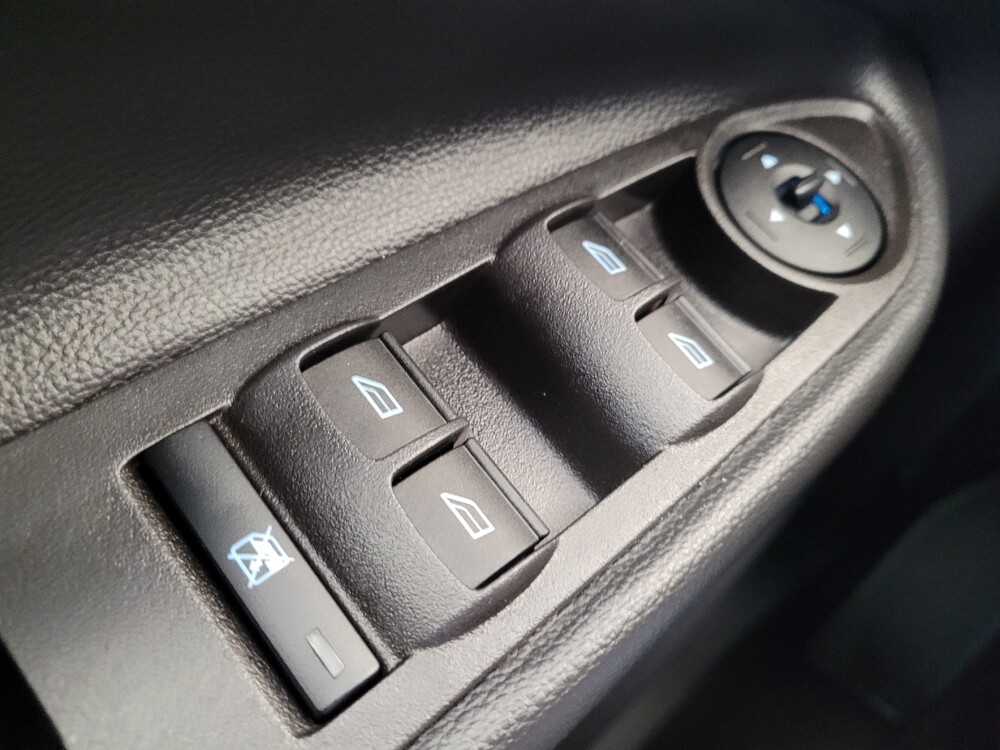 2018 Ford Escape in Maple Heights, OH 44137 - 18144529 27