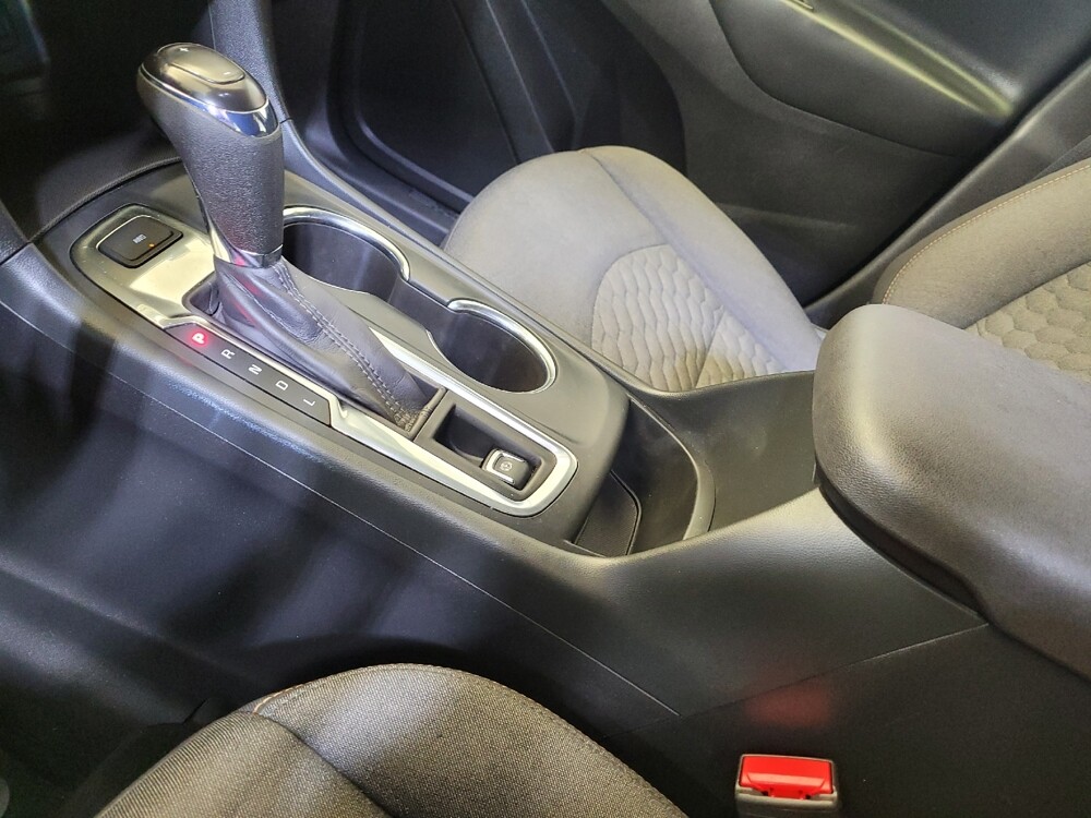 2020 Chevrolet Equinox in Columbus, OH 43231 - 18144530 26