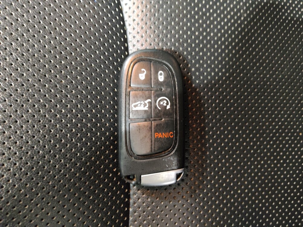 2020 Jeep Cherokee in Columbus, OH 43228 - 18144532 32