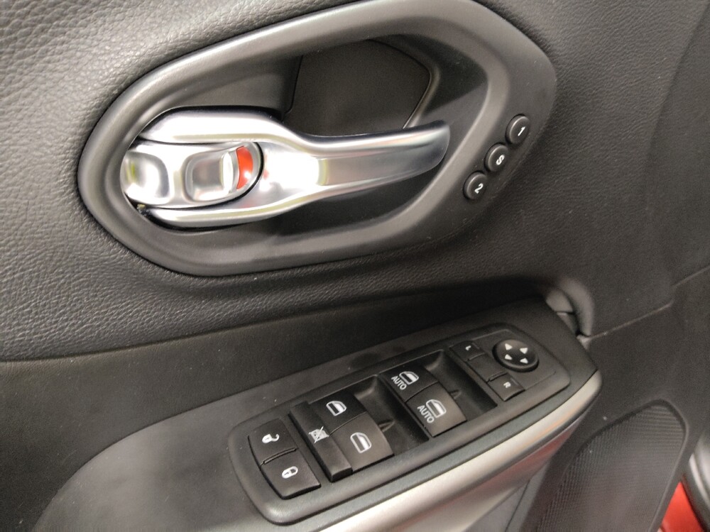 2020 Jeep Cherokee in Columbus, OH 43228 - 18144532 27