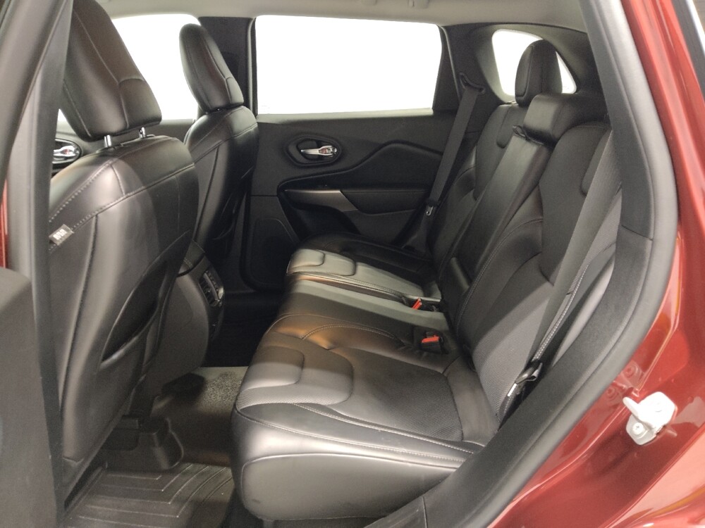 2020 Jeep Cherokee in Columbus, OH 43228 - 18144532 18