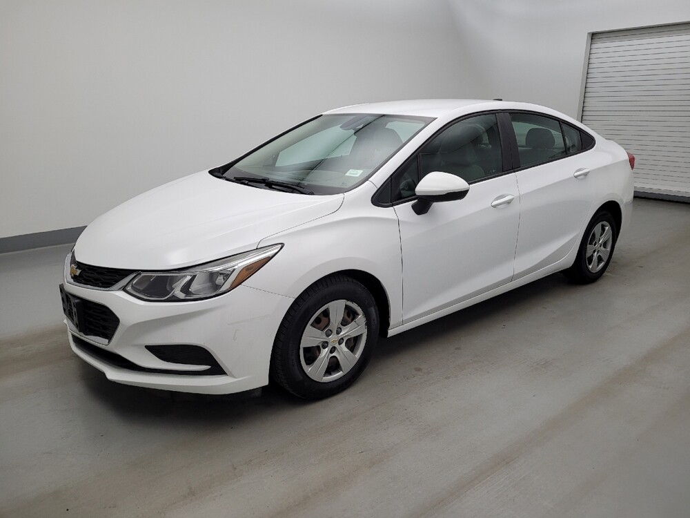 2018 Chevrolet Cruze in Maple Heights, OH 44137 - 18144535 2