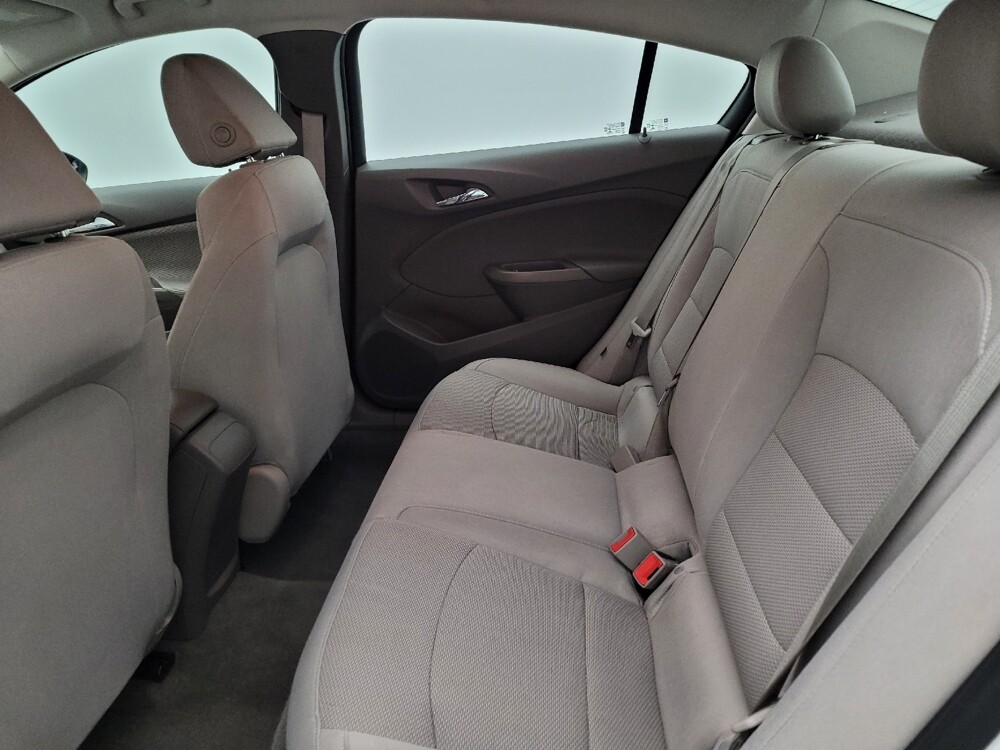 2018 Chevrolet Cruze in Maple Heights, OH 44137 - 18144535 18