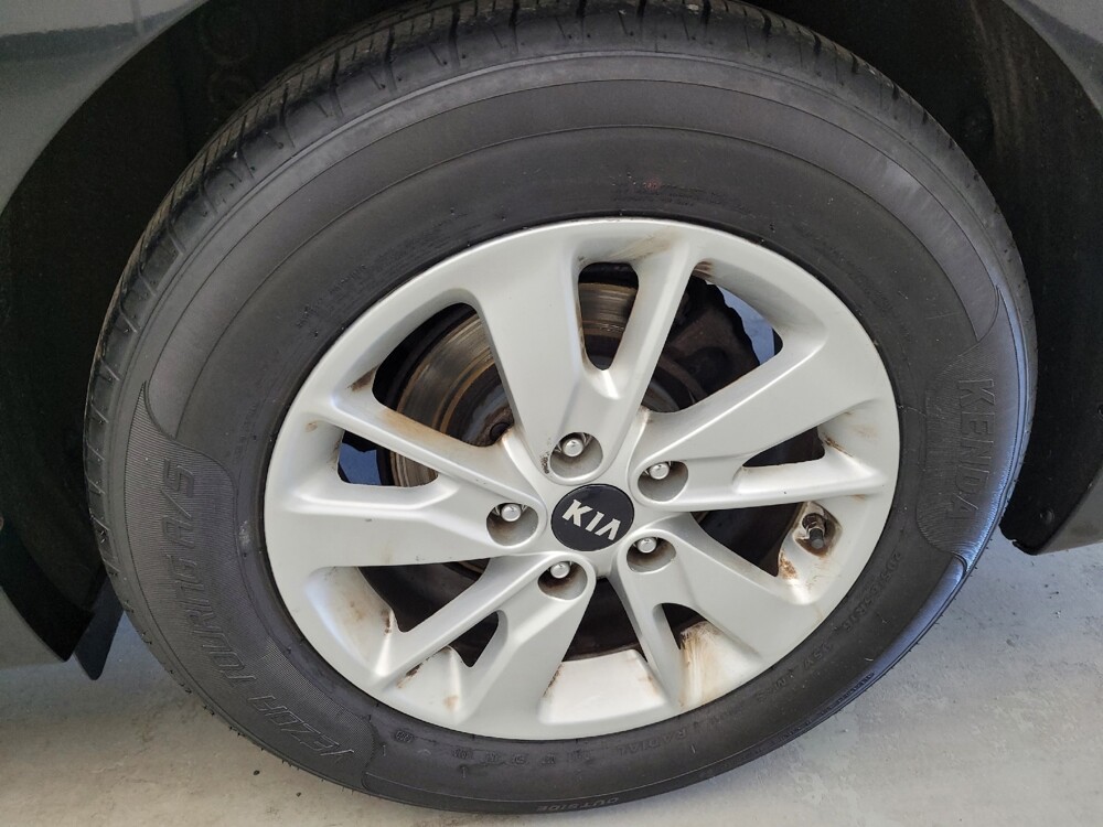 2016 Kia Optima in Maple Heights, OH 44137 - 18144537 31