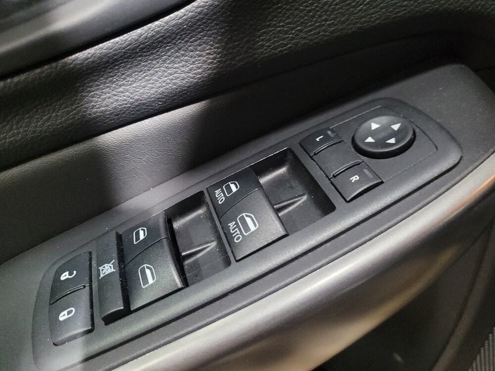 2019 Jeep Cherokee in Chesapeake, VA 23320 - 18144540 27