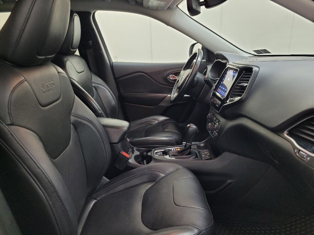 2021 Jeep Cherokee in Allentown, PA 18103 - 18144541 21