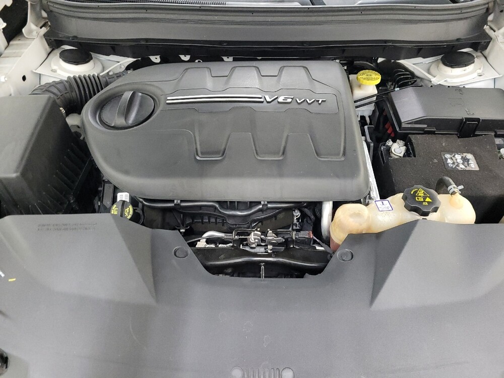 2021 Jeep Cherokee in Allentown, PA 18103 - 18144541 30