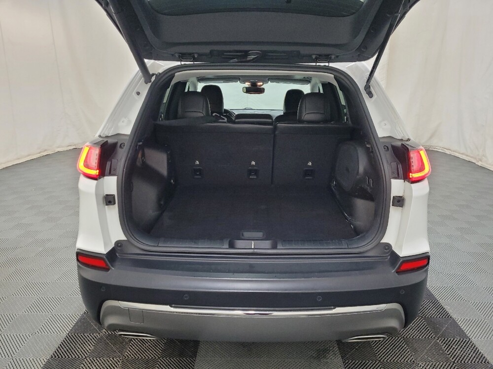 2021 Jeep Cherokee in Allentown, PA 18103 - 18144541 29