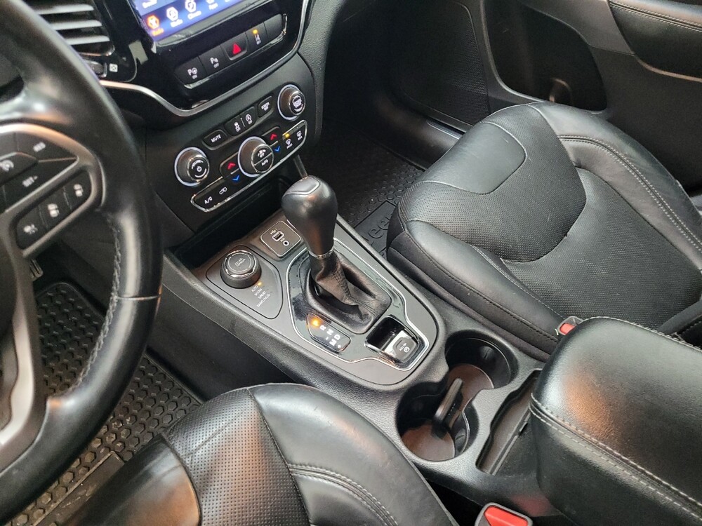 2021 Jeep Cherokee in Allentown, PA 18103 - 18144541 26