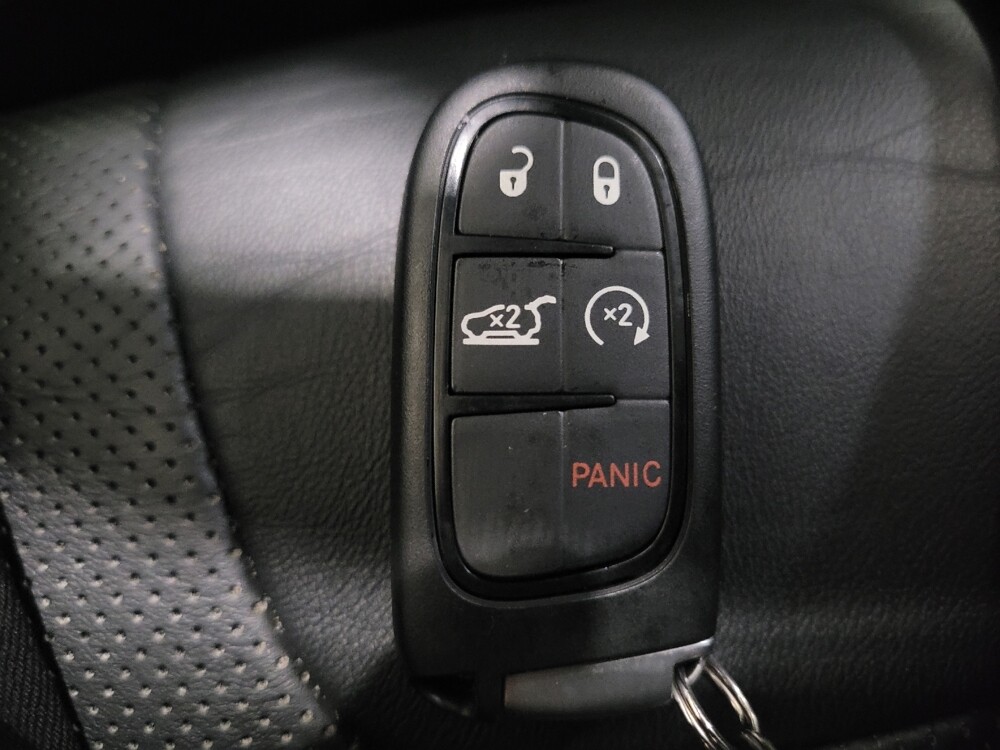 2019 Jeep Cherokee in Pittsburgh, PA 15236 - 18144543 32