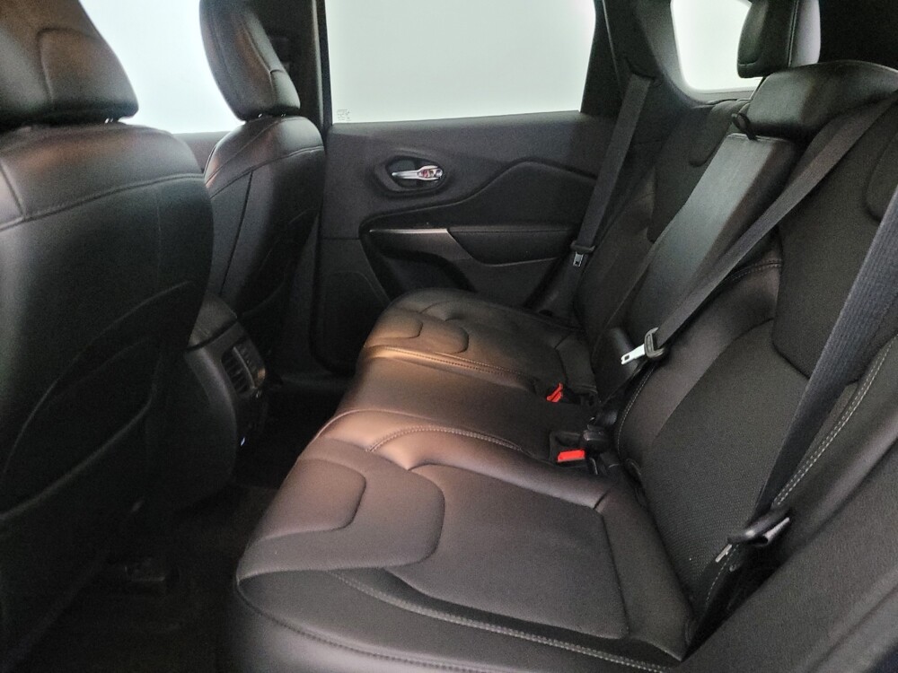 2019 Jeep Cherokee in Pittsburgh, PA 15236 - 18144543 18