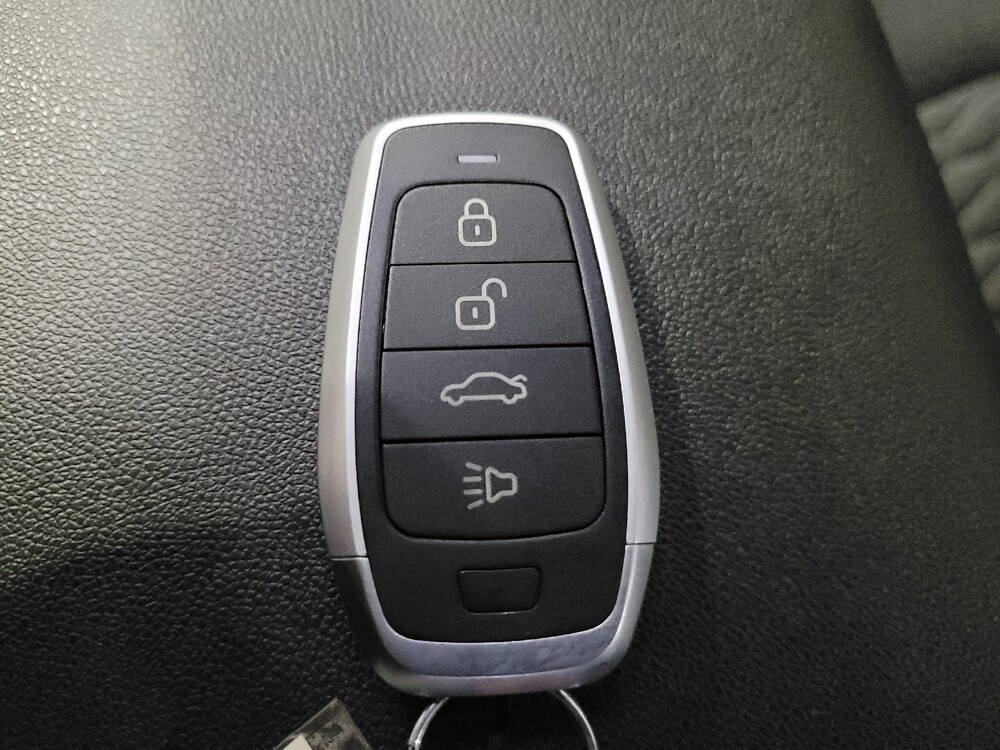 2020 Chevrolet Equinox in Pittsburgh, PA 15237 - 18144549 32