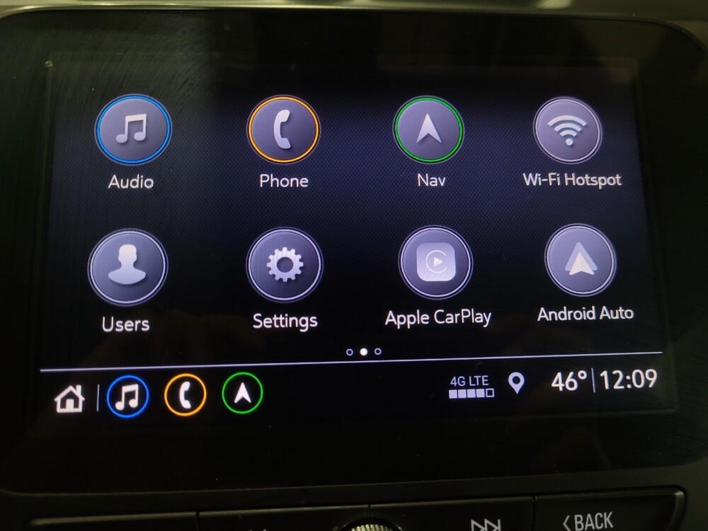 2020 Chevrolet Equinox in Pittsburgh, PA 15237 - 18144549 25