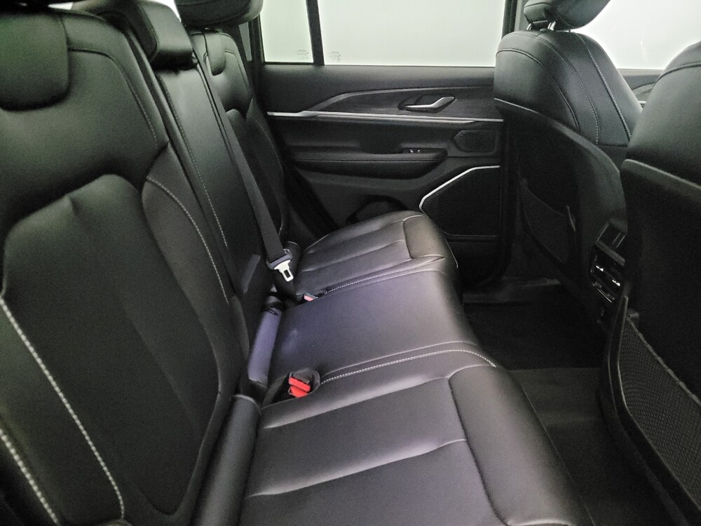 2023 Jeep Grand Cherokee in Plymouth Meeting, PA 19462 - 18144550 19