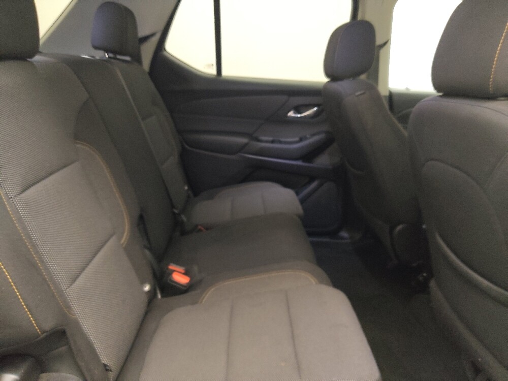 2021 Chevrolet Traverse in Des Moines, IA 50310 - 18144570 19
