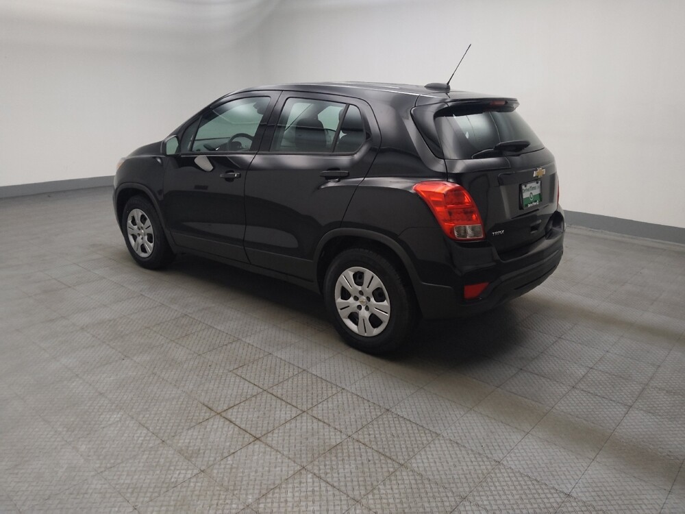 2017 Chevrolet Trax in Midlothian, IL 60445 - 18144571 3