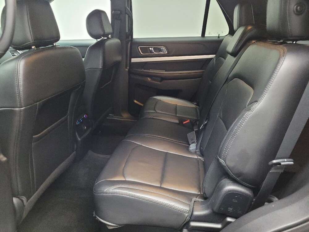2017 Ford Explorer in Taylor, MI 48180 - 18144572 18