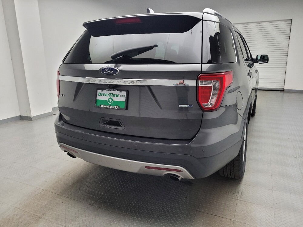 2017 Ford Explorer in Taylor, MI 48180 - 18144572 7