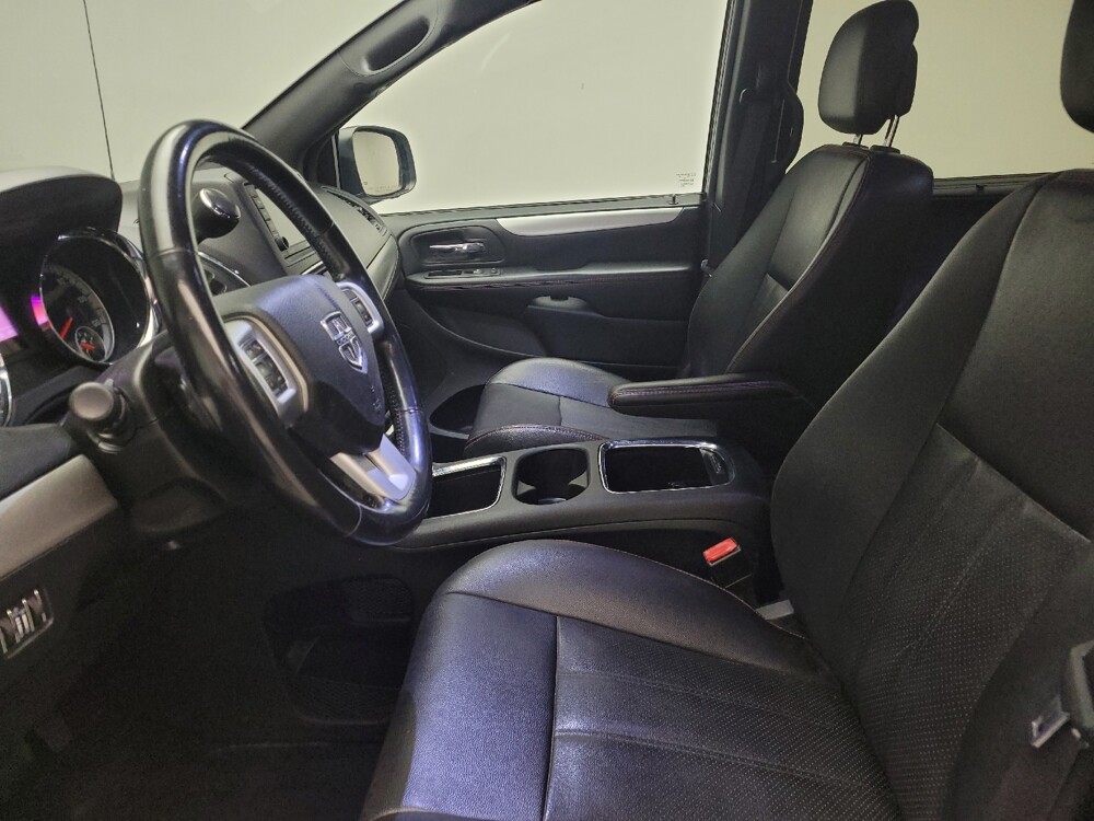 2019 Dodge Grand Caravan in Eastpointe, MI 48021 - 18144573 17