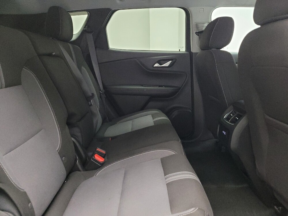 2023 Chevrolet Blazer in Grand Rapids, MI 49508 - 18144574 19