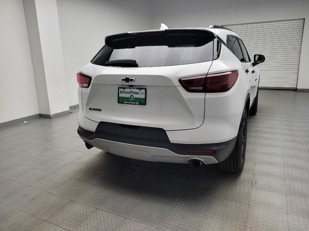 2023 Chevrolet Blazer in Grand Rapids, MI 49508 - 18144574 7
