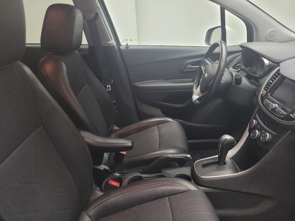 2020 Chevrolet Trax in Taylor, MI 48180 - 18144576 21