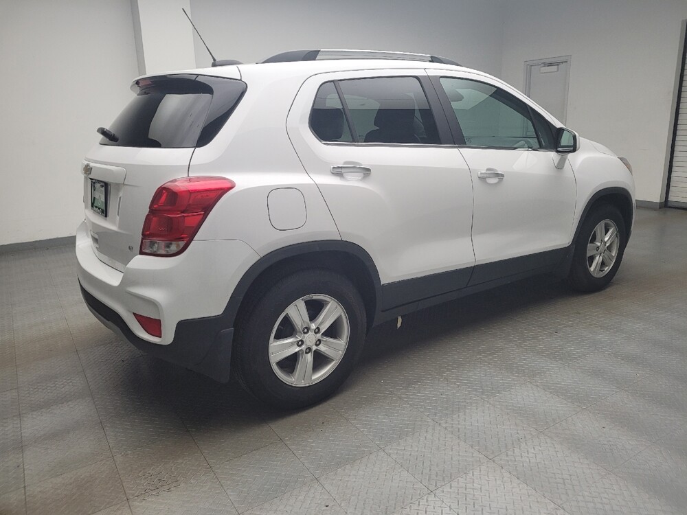 2020 Chevrolet Trax in Taylor, MI 48180 - 18144576 10