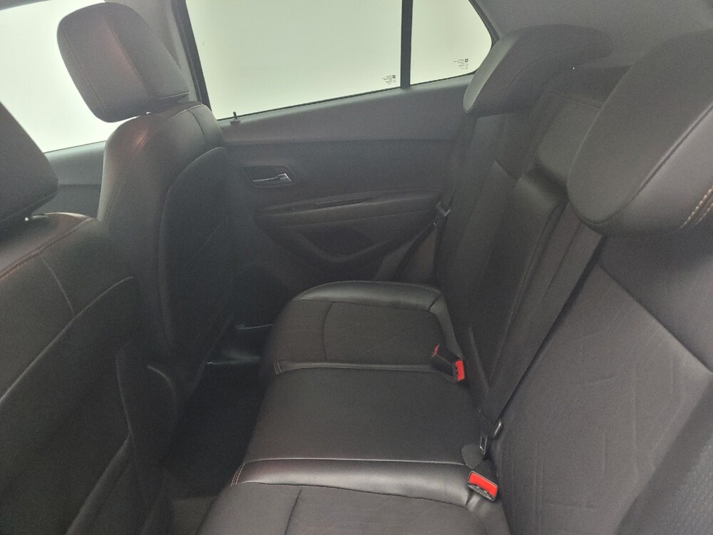 2020 Chevrolet Trax in Taylor, MI 48180 - 18144576 18