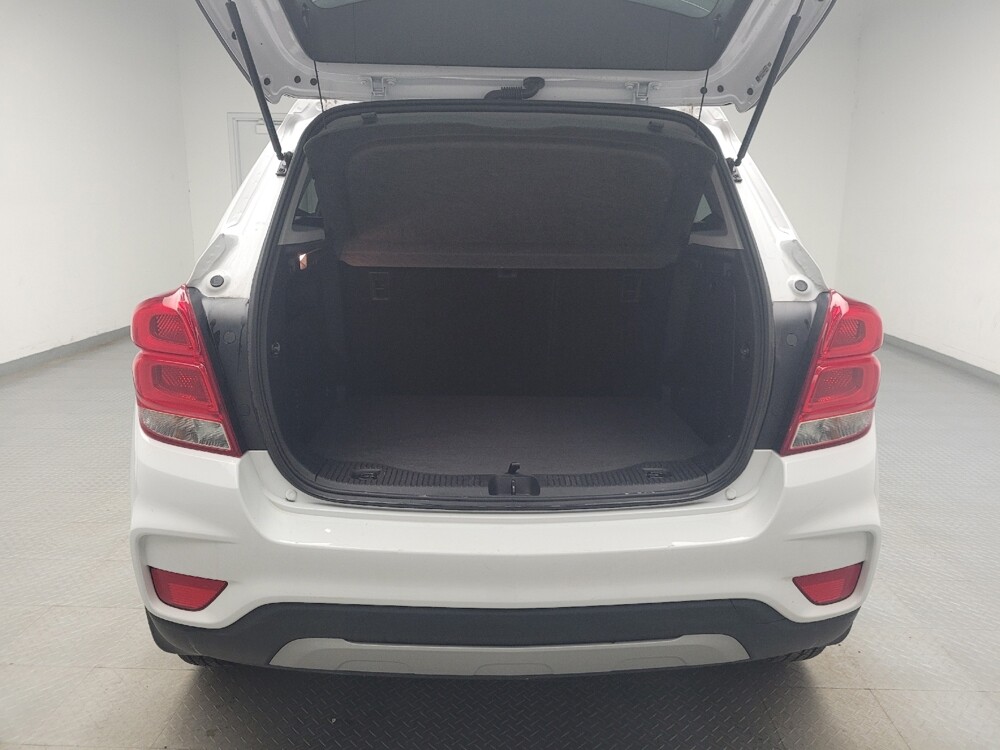 2020 Chevrolet Trax in Taylor, MI 48180 - 18144576 29