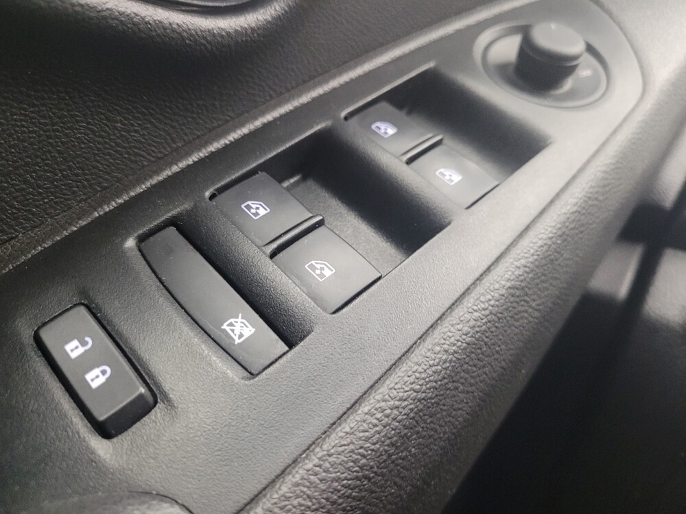 2020 Chevrolet Trax in Taylor, MI 48180 - 18144576 27