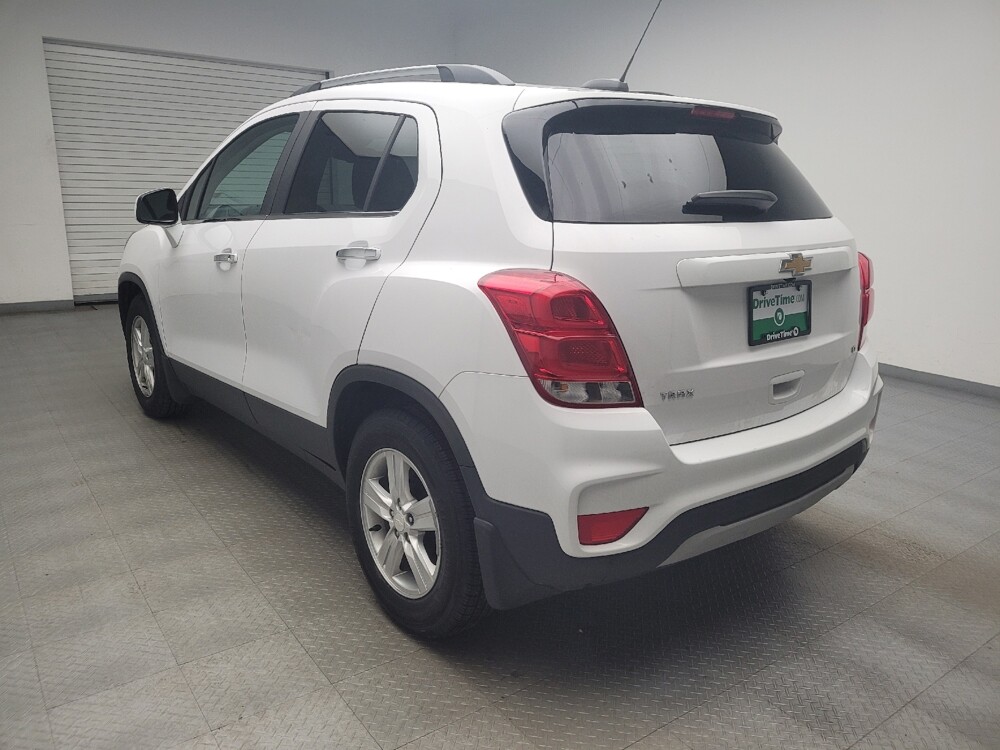 2020 Chevrolet Trax in Taylor, MI 48180 - 18144576 5