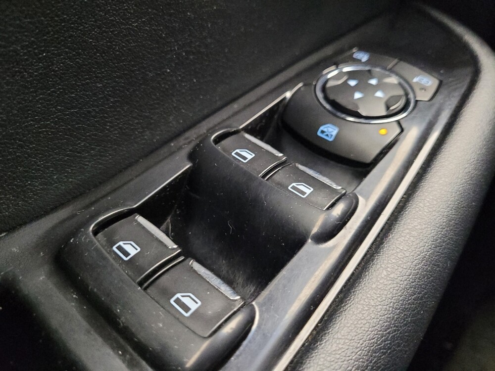 2017 Ford Edge in Taylor, MI 48180 - 18144578 27