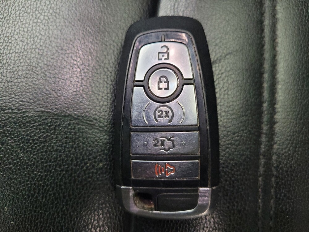 2017 Ford Edge in Taylor, MI 48180 - 18144578 32