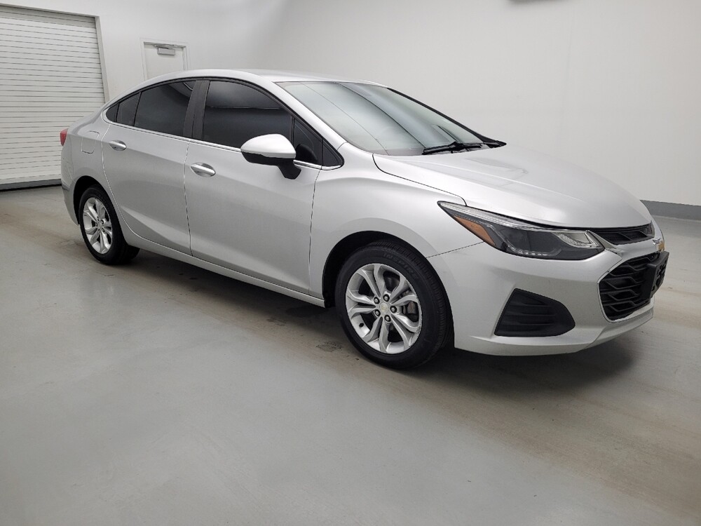 2019 Chevrolet Cruze in Lexington, KY 40509 - 18144579 11