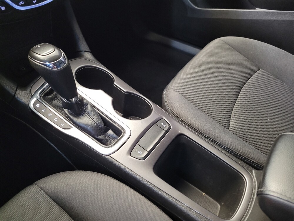 2019 Chevrolet Cruze in Lexington, KY 40509 - 18144579 26