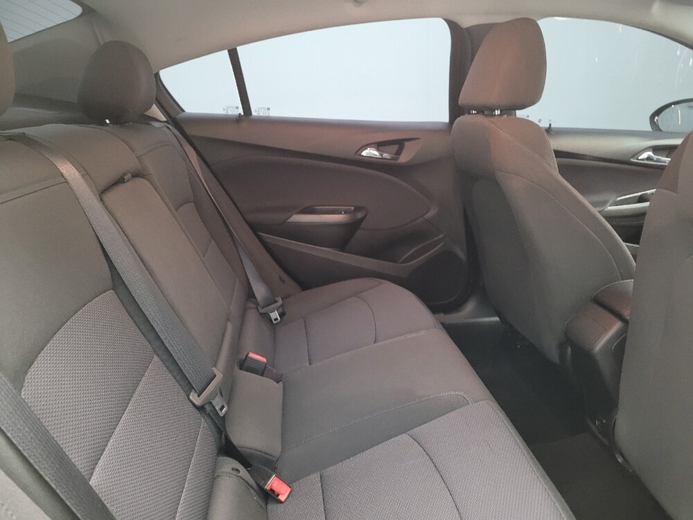 2019 Chevrolet Cruze in Lexington, KY 40509 - 18144579 19