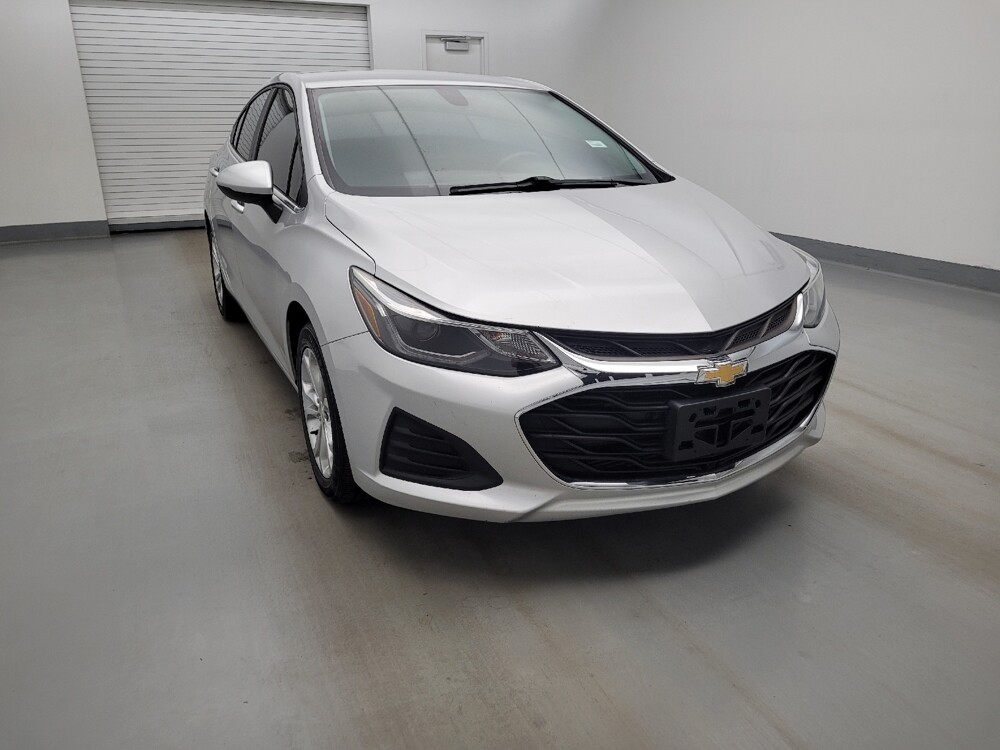 2019 Chevrolet Cruze in Lexington, KY 40509 - 18144579 14