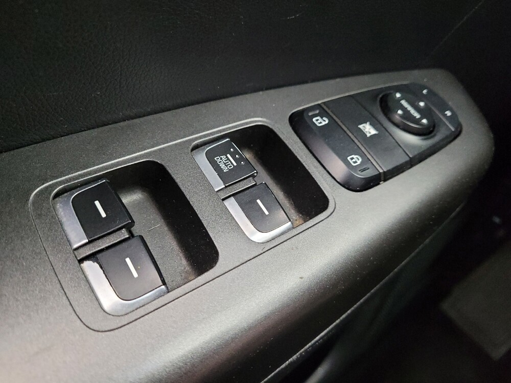2018 Kia Sportage in Maple Heights, OH 44137 - 18144591 27