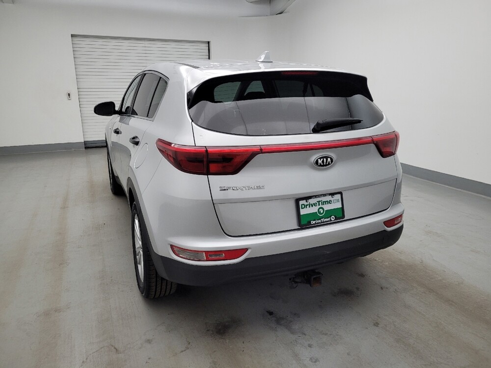 2018 Kia Sportage in Maple Heights, OH 44137 - 18144591 6
