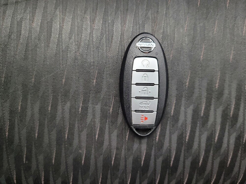 2019 Nissan Rogue in Las Vegas, NV 89104 - 18144594 32