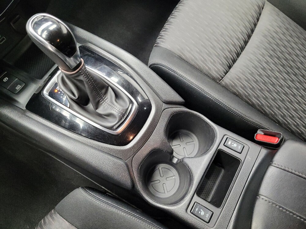 2019 Nissan Rogue in Las Vegas, NV 89104 - 18144594 26