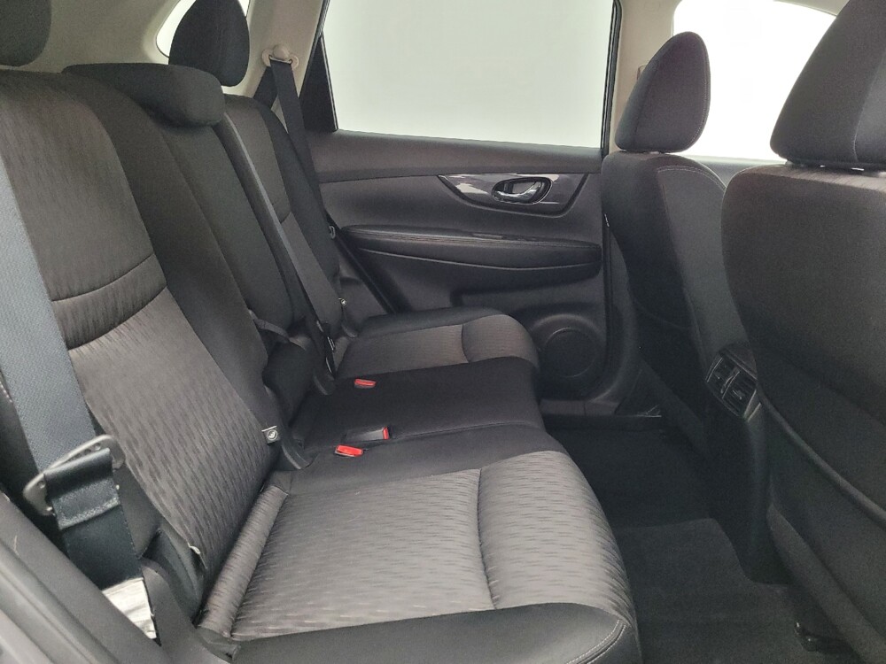 2019 Nissan Rogue in Las Vegas, NV 89104 - 18144594 19
