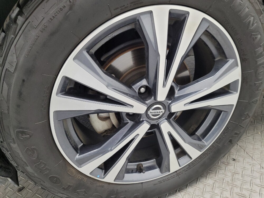 2019 Nissan Rogue in Las Vegas, NV 89104 - 18144594 31
