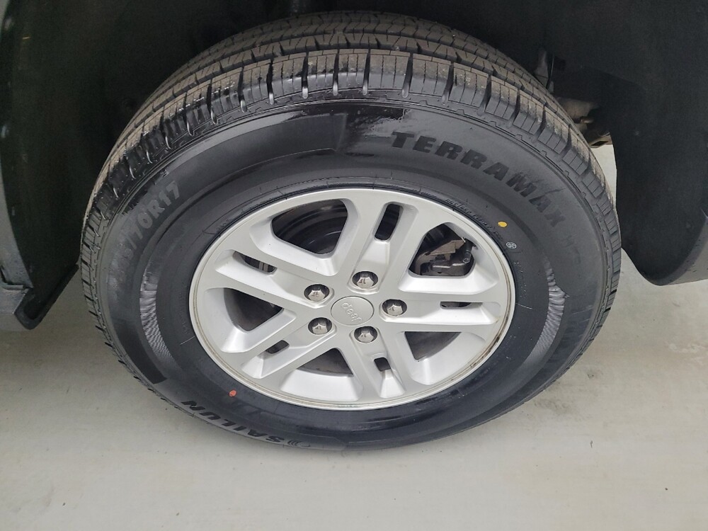 2023 Jeep Grand Cherokee in Toledo, OH 43617 - 18144596 31