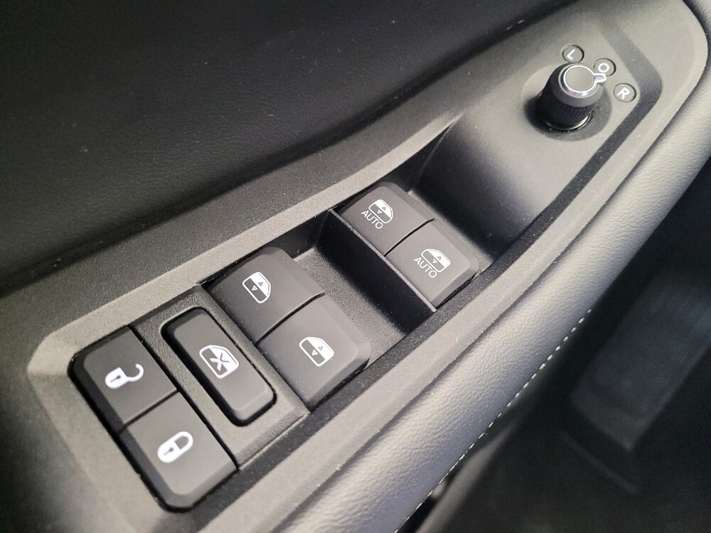 2023 Jeep Grand Cherokee in Toledo, OH 43617 - 18144596 27