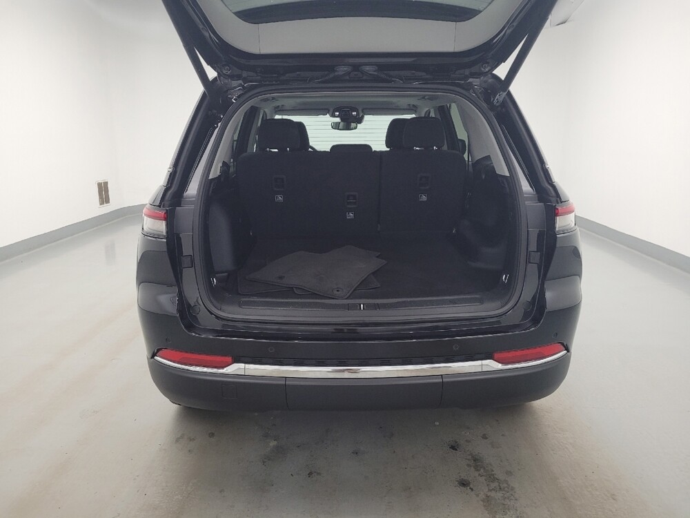 2023 Jeep Grand Cherokee in Toledo, OH 43617 - 18144596 29
