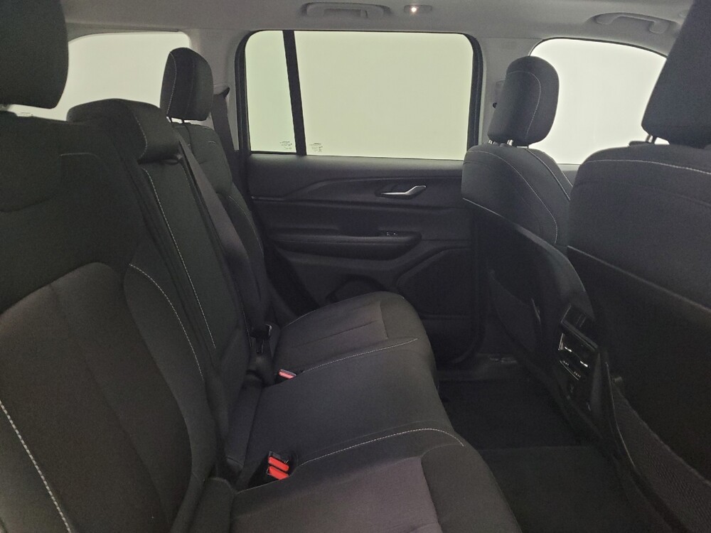2023 Jeep Grand Cherokee in Toledo, OH 43617 - 18144596 19