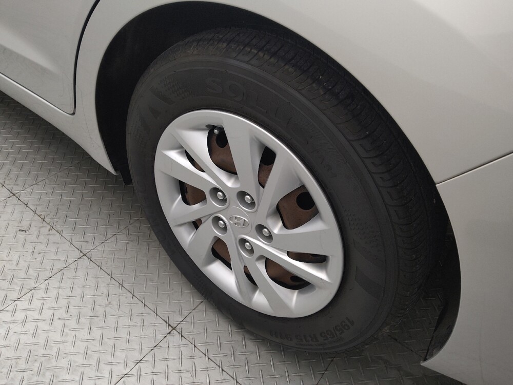 2019 Hyundai Elantra in Round Rock, TX 78664 - 18144601 31
