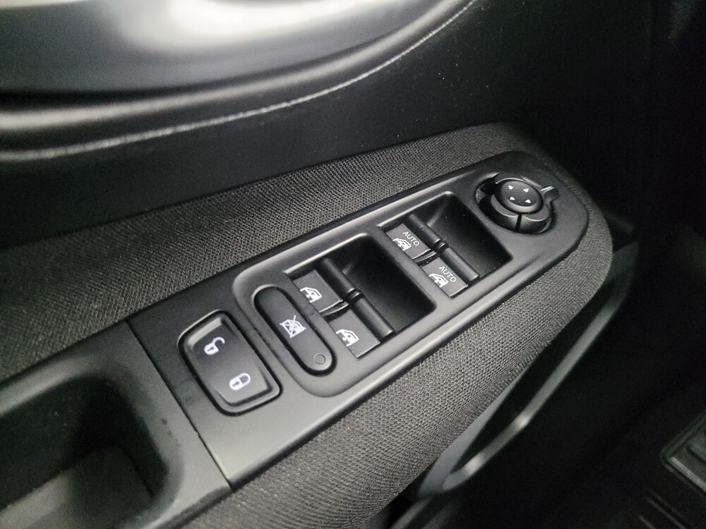 2020 Jeep Renegade in Indianapolis, IN 46222 - 18144612 27