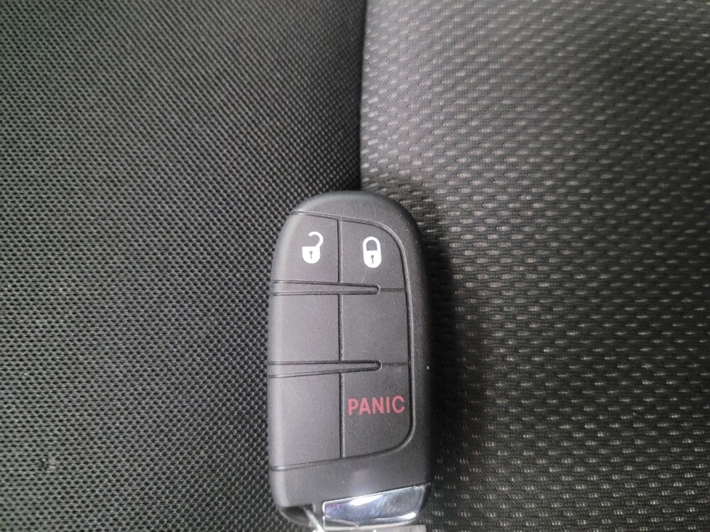 2020 Jeep Renegade in Indianapolis, IN 46222 - 18144612 32
